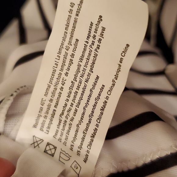 💙 4/$20 -NEW Front Tie Bralette Swim Top - Picture 6 of 6